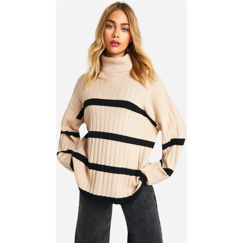 Maglione a coste spesse a righe con collo alto - boohoo - Modalova