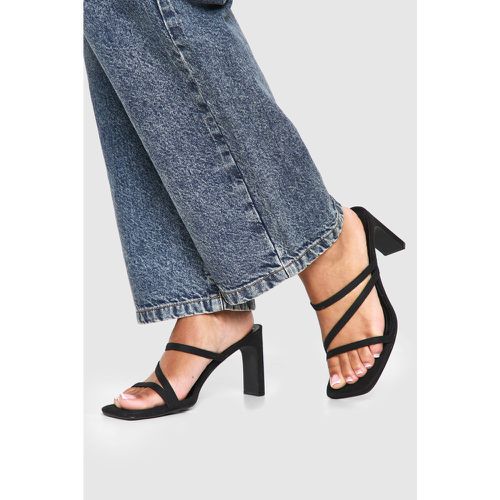 Sandali Mules con fascette e tacco - boohoo - Modalova