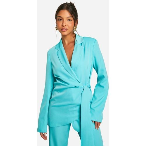 Blazer sartoriale sagomato drappeggiato con laccetti in vita - boohoo - Modalova