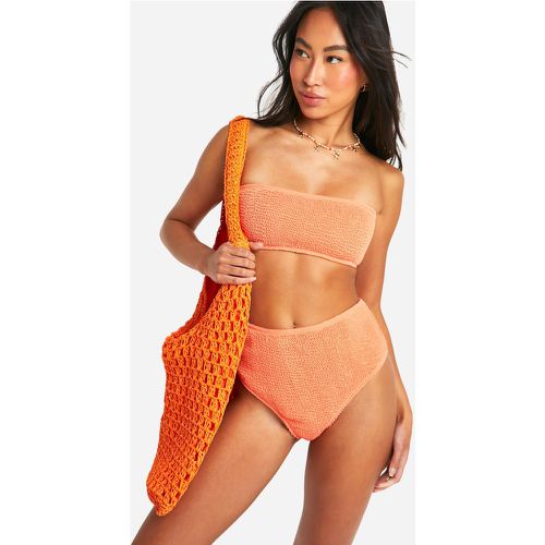 Top bikini a fascia Premium effetto goffrato - boohoo - Modalova