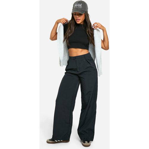 Pantaloni a gamba ampia in nylon - boohoo - Modalova