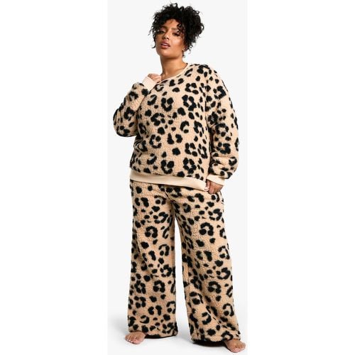 Conjunto Plus Para Estar En Casa De Pernera Ancha Y Jersey Con Estampado De Leopardo - boohoo - Modalova