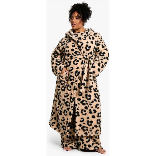 Vestaglia Plus Size in pile borg leopardato con cappuccio - boohoo - Modalova