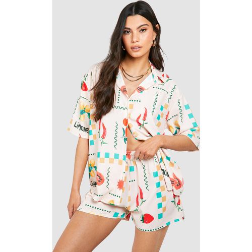 Pantalón Corto Y Camisa Holgada Con Estampado De Frutas Martilladas - boohoo - Modalova