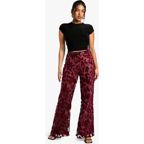 Pantalón De Campana Petite Con Estampado De Damasco - boohoo - Modalova