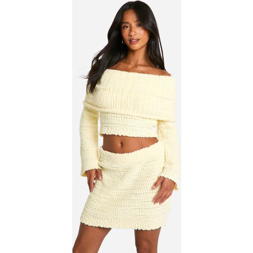 Jersey Petite Crop De Tejido Bouclé Con Escote Bardot - boohoo - Modalova