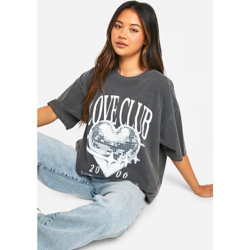 T-shirt oversize sovratinta Love Club Disco con stampa di cuori - boohoo - Modalova