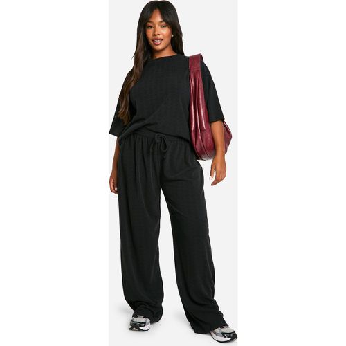 T-shirt Plus Size & pantaloni a gamba ampia coordinati - boohoo - Modalova