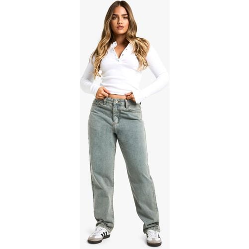 Jeans dritti Petite Basic da 28 pollici - boohoo - Modalova