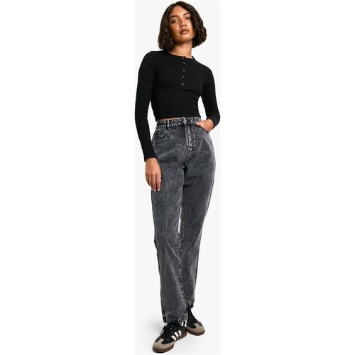 Jeans Mom Tall Basics a vita alta - boohoo - Modalova