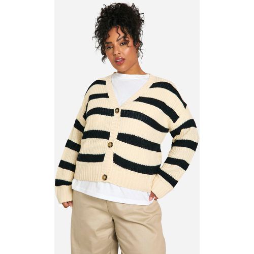 Cardigan Plus Size a righe con scollo a V - boohoo - Modalova