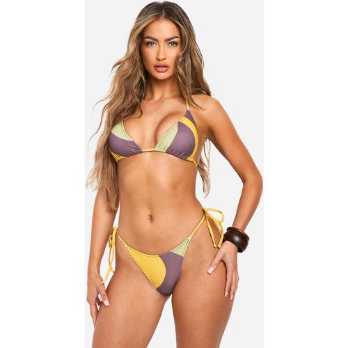 Set bikini a blocchi di colore con laccetti laterali - boohoo - Modalova