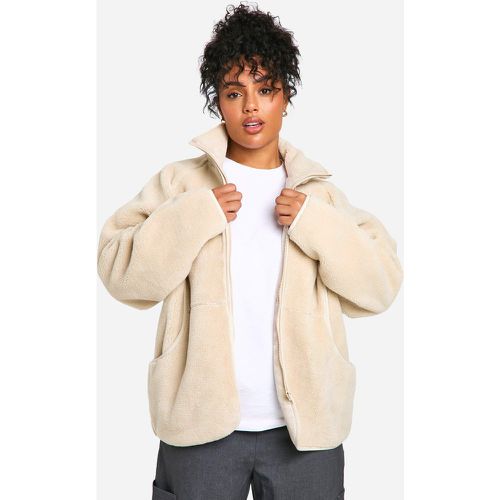 Chaqueta Plus Oversize De Borreguito Sintético Con Cremallera - boohoo - Modalova