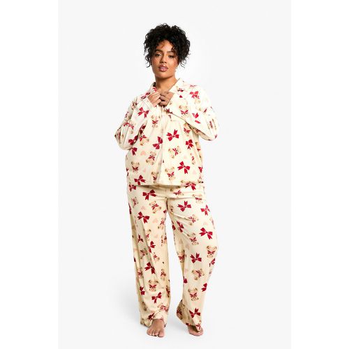 Pijama Plus De Forro Polar Con Estampado De Oso Y Lazo - boohoo - Modalova