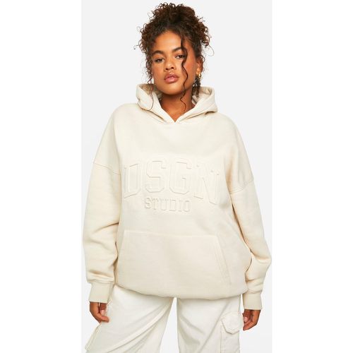 Sudadera Plus Oversize Con Capucha Y Estampado Dsgn Collegiate En Relieve - boohoo - Modalova