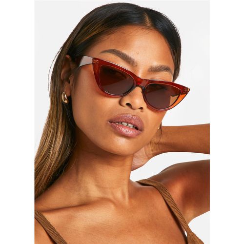 Cat Eye Sunglasses, Brown - boohoo - Modalova