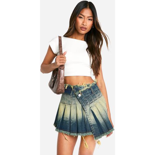 Gonna da tennis in denim con fondo smagliato - boohoo - Modalova