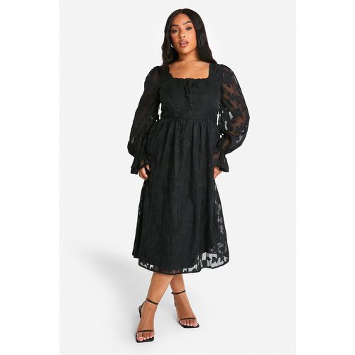 Vestito Skater midi Plus Size in tessuto bruciato a fiori - boohoo - Modalova