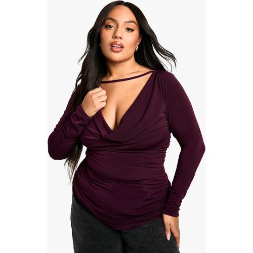 Top Plus Size con ruches e scollo a cappuccio - boohoo - Modalova