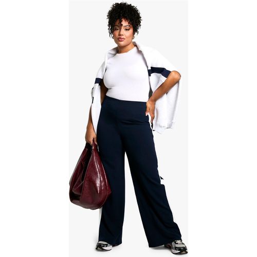 Pantalón Plus De Pernera Ancha Con Línea Lateral - boohoo - Modalova