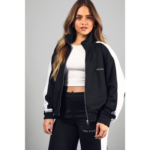 Giacca Petite con collo a imbuto e zip a contrasto - boohoo - Modalova