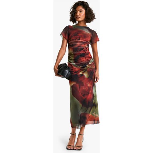 Vestito longuette Tall a fiori in colori accesi con ruches e drappeggio - boohoo - Modalova