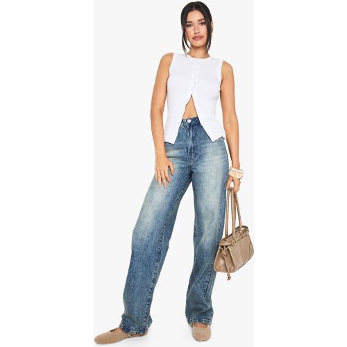 Vaqueros Tall Boyfriend Básicos De Tiro Alto - boohoo - Modalova