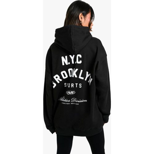 Felpa oversize con stampa NYC Brooklyn Sports e cappuccio - boohoo - Modalova