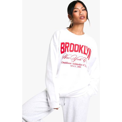 Felpa oversize Brooklyn Outdoor Athletics Club - boohoo - Modalova