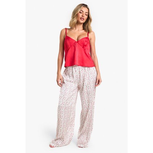 Pijama De San Valentín De Pantalón Largo Y Camisola Con Estampado De Cerezas - boohoo - Modalova