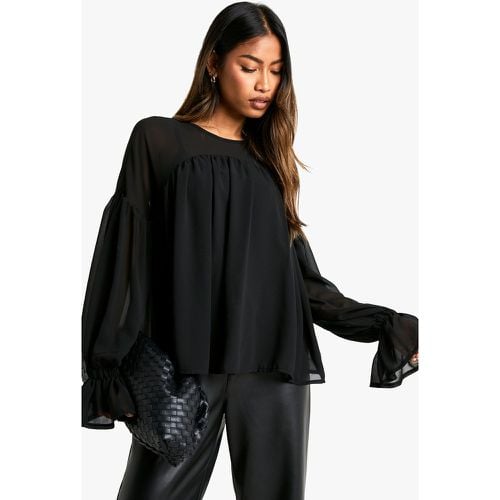 Blusa a maniche lunghe in chiffon drappeggiato - boohoo - Modalova