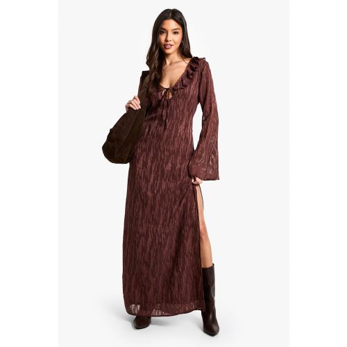 Vestito maxi in jacquard con volant e spacco laterale - boohoo - Modalova