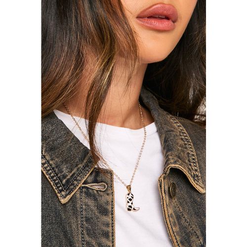 Cow Print Cowboy Boot Charm Necklace - boohoo - Modalova