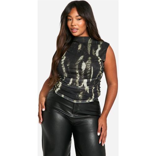 Top Plus Size a maniche lunghe animalier con scollo Bardot e ruches frontali - boohoo - Modalova