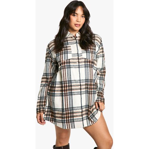 Vestido Camisero Plus De Cuadros - boohoo - Modalova