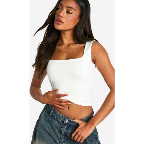 Crop top seducente su due livelli con scollo quadrato - boohoo - Modalova