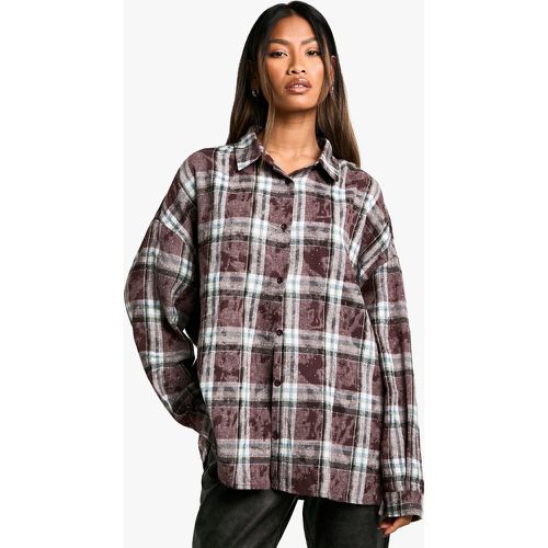 Camicia oversize a quadri decorata - boohoo - Modalova