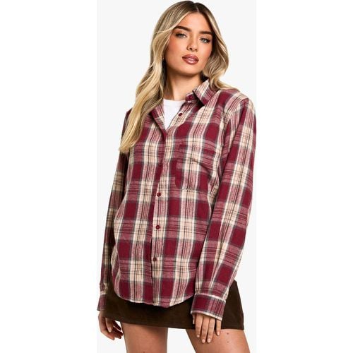 Camisa Oversize De Cuadros Con Hombreras - boohoo - Modalova