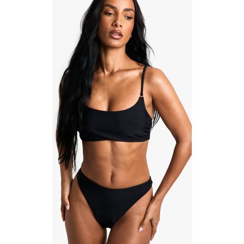 Crop top bikini Essentials per costume da bagno - boohoo - Modalova