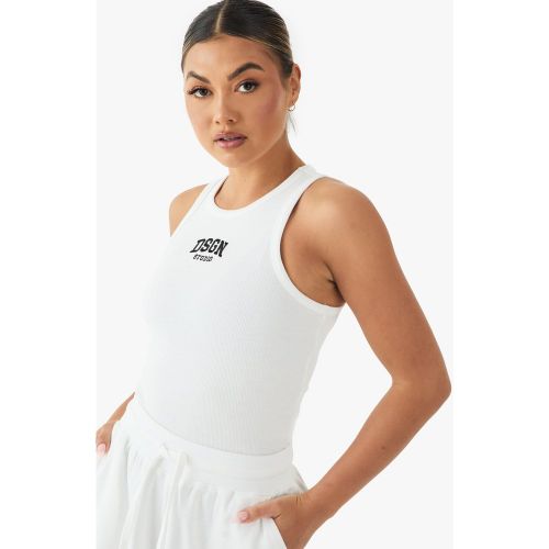 Top Sin Mangas De Canalé Estilo Nadador Con Bordado Dsgn Studio - boohoo - Modalova