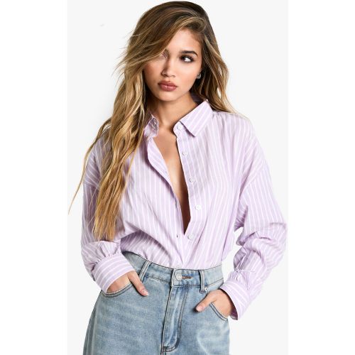 Camisa Oversize Lila De Rayas Anchas - boohoo - Modalova