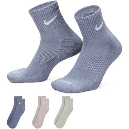 U NK EVERYDAY PLUSH CUSHIONED ANKEL SOCKS (3 PAIRS), // - Nike - Modalova