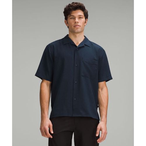 – Leichtes Hemd mit kubanischem Kragen für Männer – Blau – Größe M - lululemon - Modalova
