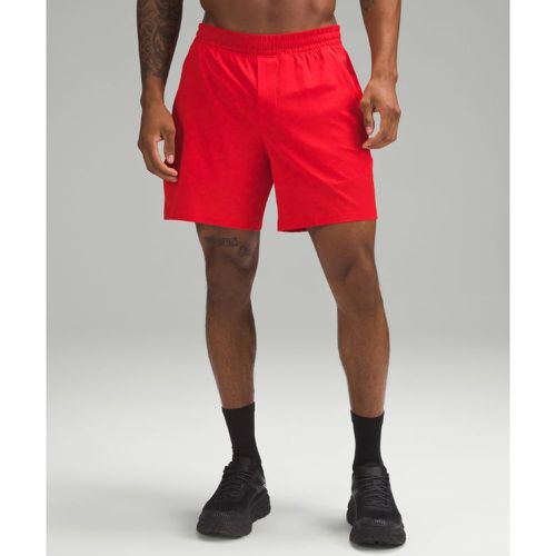 – Pace Breaker Shorts mit Liner für Männer – 18 cm – Neon – Größe M - lululemon - Modalova