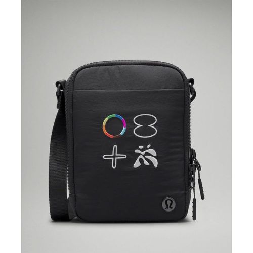 – Easy Access Crossbody Bag 1.5L Pride - lululemon - Modalova