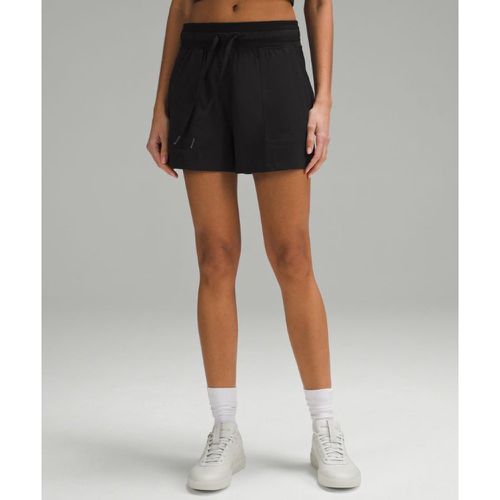 – Dance Studio Shorts mit hohem Bund für Frauen – 9 cm – Größe 0 - lululemon - Modalova