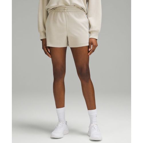 – Softstreme Shorts mit hohem Bund für Frauen – 10 cm – Khaki – Größe 10 - lululemon - Modalova