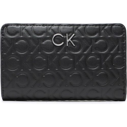 Portafoglio grande da donna - Re Lock Bifold Wallet Emb Mono K60K610240 BAX - Calvin Klein - Modalova