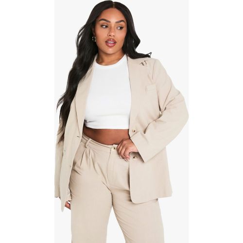 Americana Plus Efecto Lino Con Cinturón - boohoo - Modalova