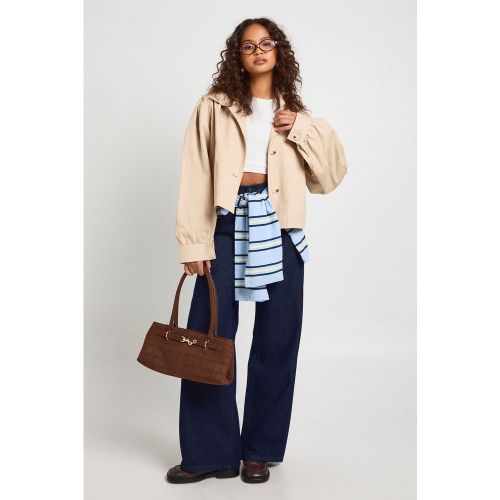 Funnel Neck Sleeve Detail Boxy Short Trench - boohoo - Modalova